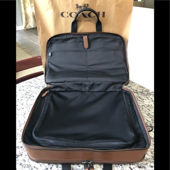 NWT Authentic Coach 'Hamilton Ultimate Briefcase' - Picture 4 of 6
